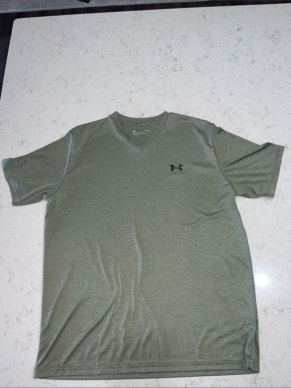 NWOT Under Armour Men's Olive Green V-Neck Performance Tee